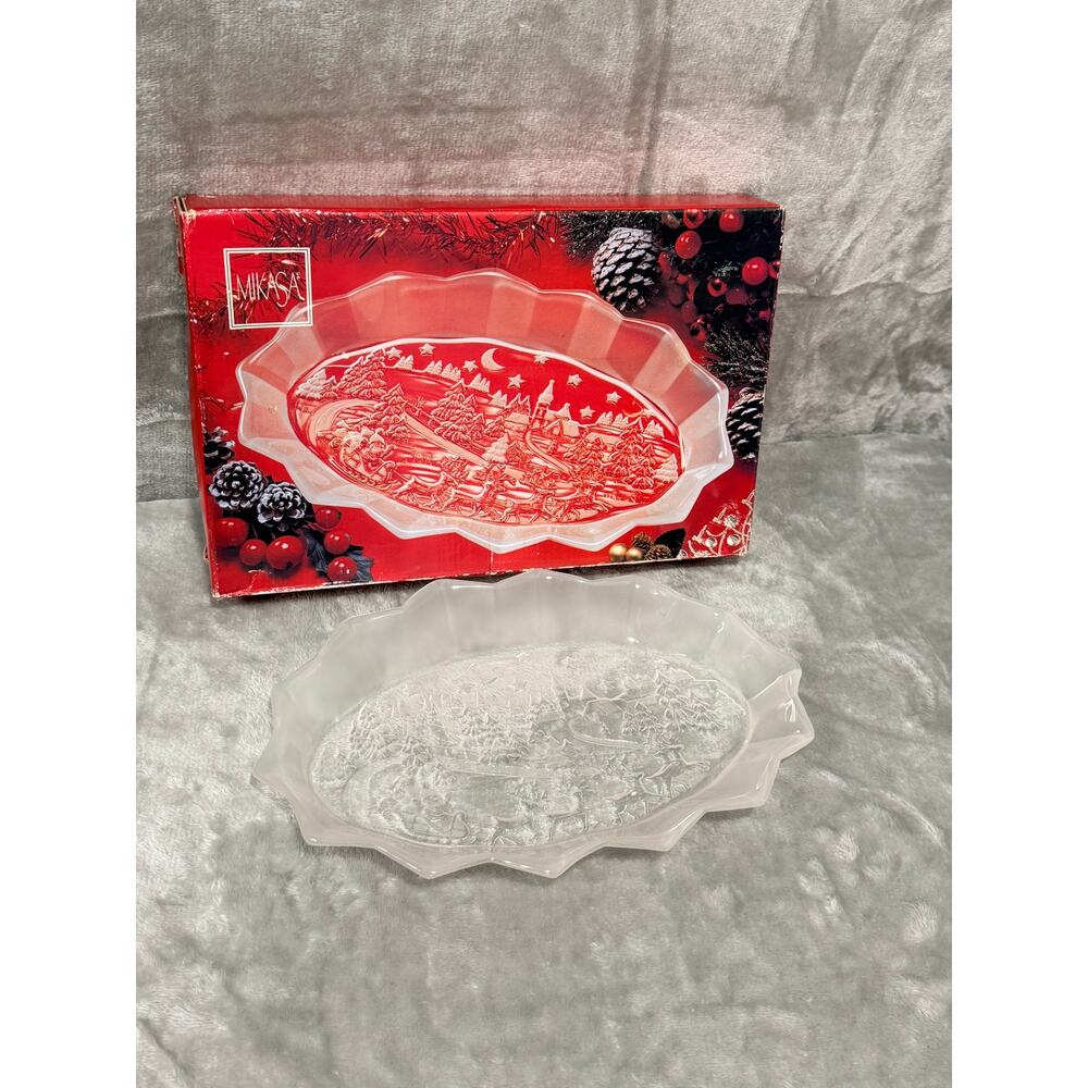 Mikasa NOS Frosted Glass Christmas Winter Village Serving Tray w Box - Picture 2 of 8
